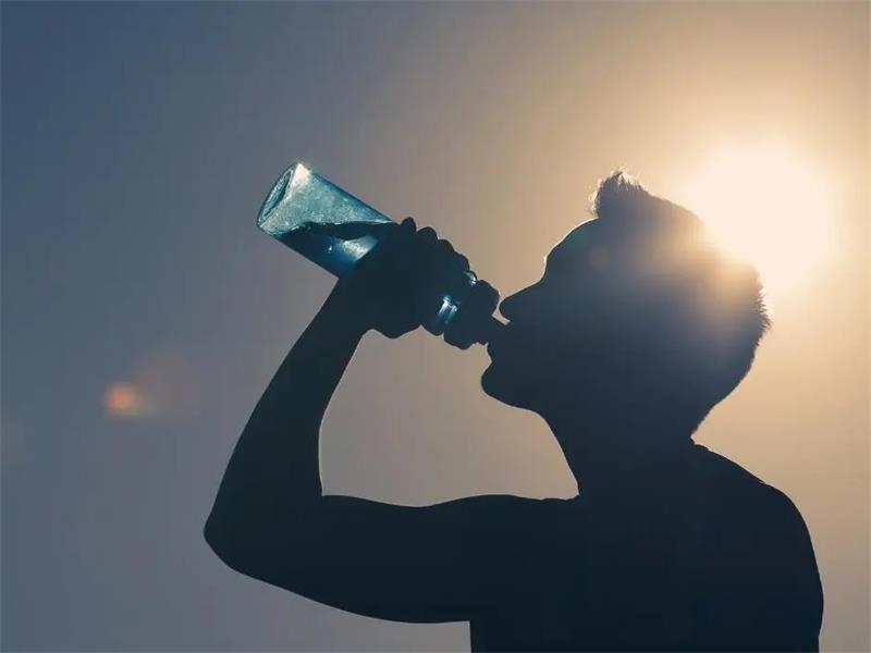 The Benefits of Drinking Water and Staying Hydrated